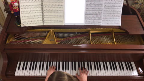 Nutcracker on Piano, 9: Waltz of the Snowflakes
