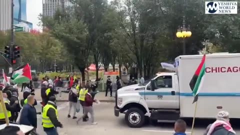 The Black Hebrew Israelites are now battling the pro-Palestinian protesters in Chicago