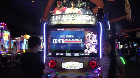 Injustice Arcade Superhero Arcade & DC Superhero Cards!