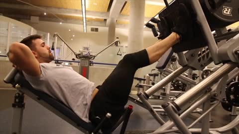 ★★ 3 Leg Press Variations for Muscle Gain