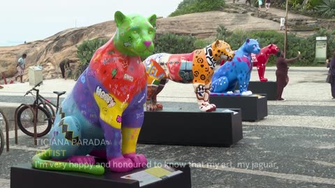 Colorful jaguar sculptures arrive in Rio de Janeiro to raise awareness about nature conservation.mp4