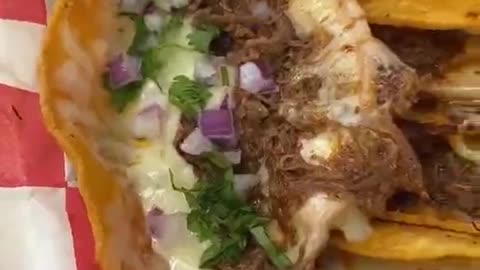 BIRRIA QUESA-TACOS