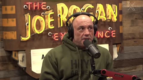 Joe Rogan Tells Aaron Rodgers What He Thinks Of Dr. Peter McCullough