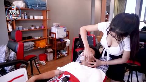 Her powerful massage style is cool and refreshing just by looking at it
