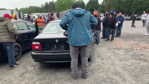 WATCHING ALL PUBLIC BIDDERS SPEND EVERY DIME THEY GOT AT THE PUBLIC TOW YARD AUCTION!