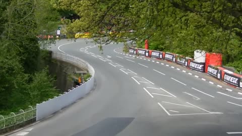 Isle of Man TT - 2ft away 180mph ★HD★ Jane's first time at the races 2013