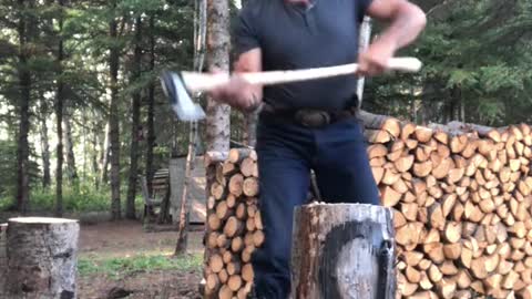 Great wood splitting,....brings all kinda ideas
