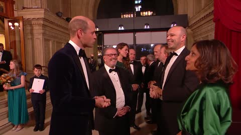 William and Kate arrive at the Royal Variety Performance