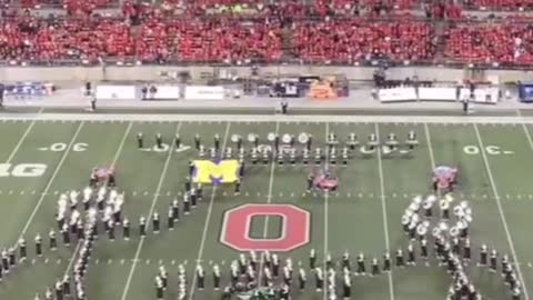 This was incredible from the Ohio State marching band 😂 #football #college #collegefootball #viral