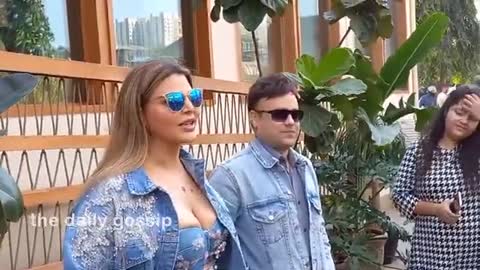 Rakhi Sawant को देखकर लोगो हुए हैरान, Arrives For Shamita Birthday Party In Mumbai