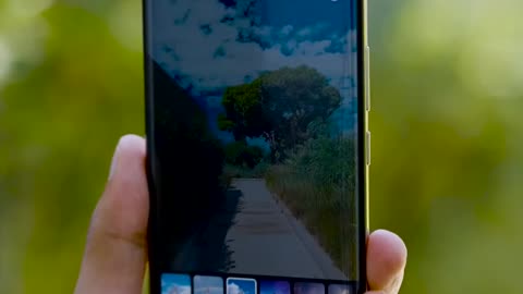 Finally, a smartphone that gets it!_Full-HD_60fps