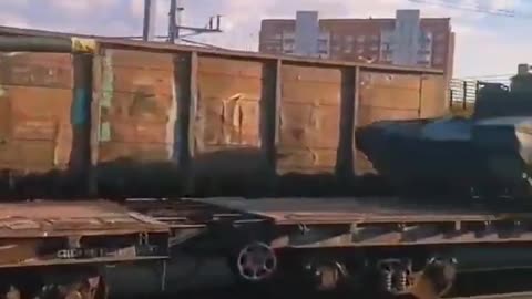 🚂 Ukraine Russia War | 12 Refurbished T-80BVMs on Omsk Train | RCF