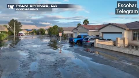 🇺🇲🚨🌪⛈️ Drone footage captures devastating aftermath of Tropical Storm Hilary in Palm Springs, CA.