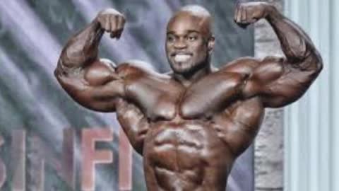 Brandon Curry bodybuilder