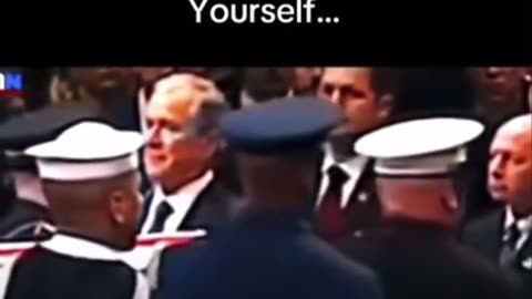 LOOK HE’S A U.S.MARSHAL! ISN’T THAT THE SAME DUDE BEHIND HILLARY IN THIS VIDEO?