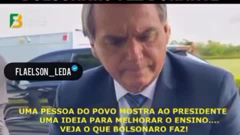 Bolsonaro ouve cidadão na rua e inicia novo projeto
