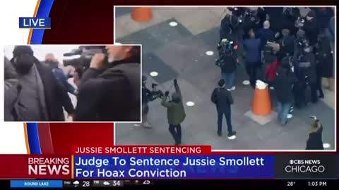 Journalists are getting shoved as Jussie Smollett arrives at the courthouse for sentencing