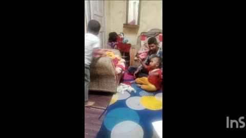 How a one year kid plays / ek saal ma kitna sararat karta hai koi/ baby fun kids vide