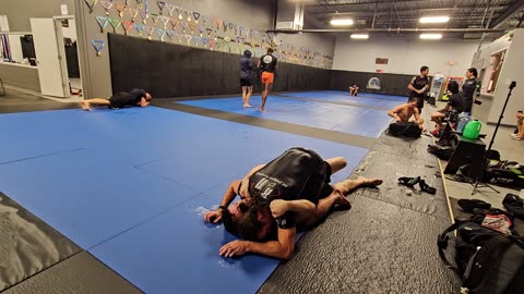 UFC Fighter Billy Quarantillo Shows How To Escape From Mount