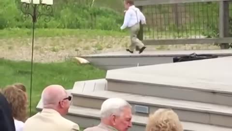 Ring Bearer Fails Kids add some comedy to a wedding
