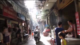 Vietnam, Hà Nội - a little alley 2013-08
