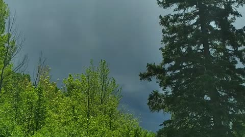 Storm coming in my backyard in the UP
