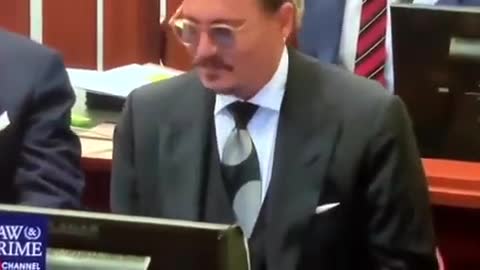 Johnny Depp Passing Sweets Around Like A True Life WIlly Wonka In Court