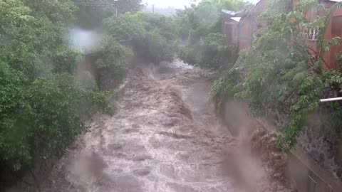 Tormenta Amanda deja 14 muertos en El Salvador y más de mil familias albergadas