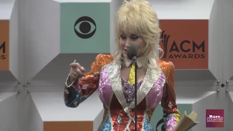 Dolly Parton on dancing with Katy Perry at the ACM Awards | Rare Country
