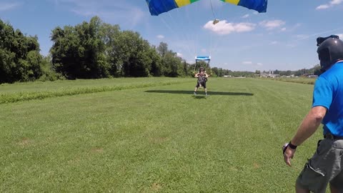 Tandem skydiving