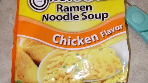 Eating Maruchan Ramen Noodle Chicken Flavor, Dbn, MI, 3/15/24