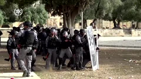Israeli police video shows al-Aqsa violence