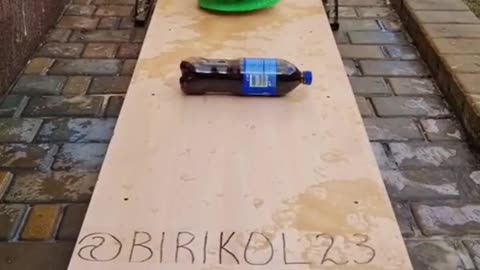 Oddly satisfying videos😱😇😍|| Breaking of filled cold drink bottles with cutter😱😇😍