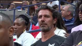Coach Patrick Mouratoglou caught giving Serena Williams directions