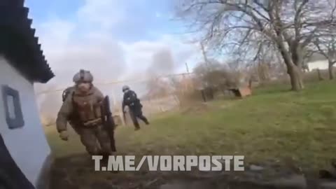 Ukranian troops and foreign mercenaries come under fire