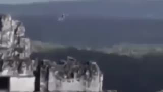 Bizarre UFO over MAYAN RUINS in Mexico!! #UFO #Alien #ET #USO #UAP #Disclosure 👉👉👉 Follow me