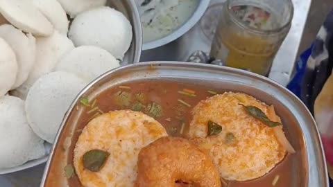 Idli and chutny best morning breakfast