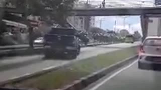 Video registró imprudencia de conductor de camioneta en Bucaramanga