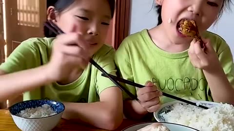 Sisters eating together.hd