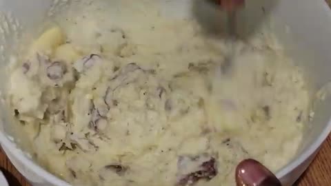 How to make Perfect Garlic Mashed Potatoes