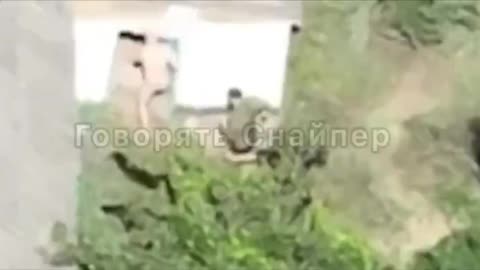 Zaporozhye front, Novoprokopovka. AFU soldiers run without panties.