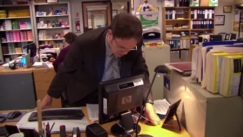 Office PRANKS to Watch Over The Holiday Season - The Office US