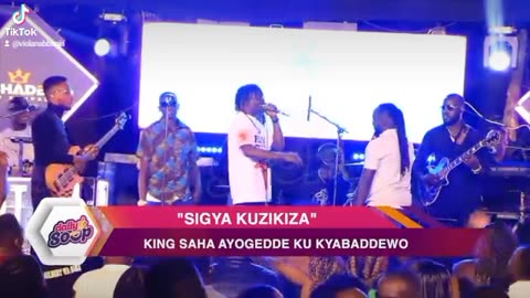 Ugandan artist King Saha attacked by Police while performing on the stage