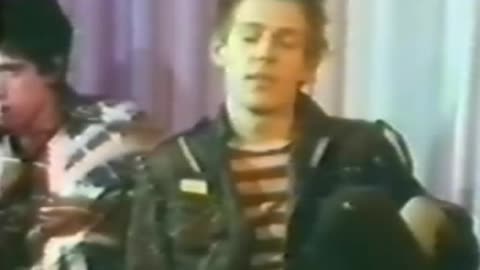 Sex Pistols & The Clash - London Weekend Show = November 1976
