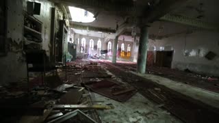Suben a 56 los muertos en un atentado contra una mezquita chií en Pakistán