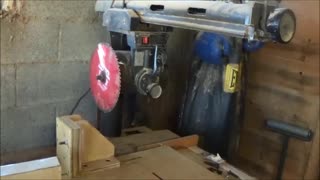 Making a Wood Lathe Powered By A Radial Arm Saw Motor (Using stuff from the woodshop))