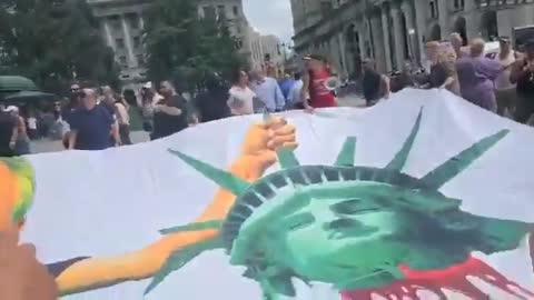 EE.UU .: Manifestantes reunidos en el ayuntamiento de la ciudad de Nueva York
