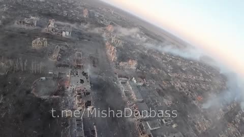 The scale of destruction in Marinka. At the moment there is fierce fighting for the city.