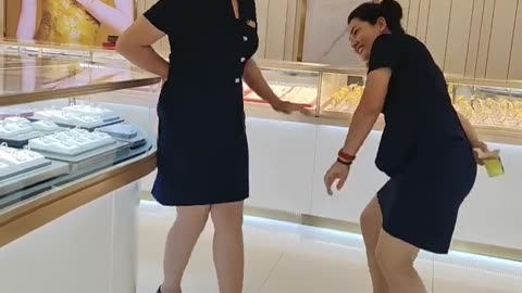 New TikTok video of Chinese comedy videos of Chinese air hostess