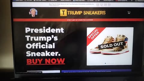 Le scarpe di Trump, il complotto della grandine, WEF